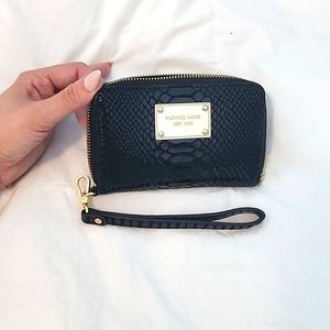 Michael kors zipper leather small textured wrist Wallet gold detailing